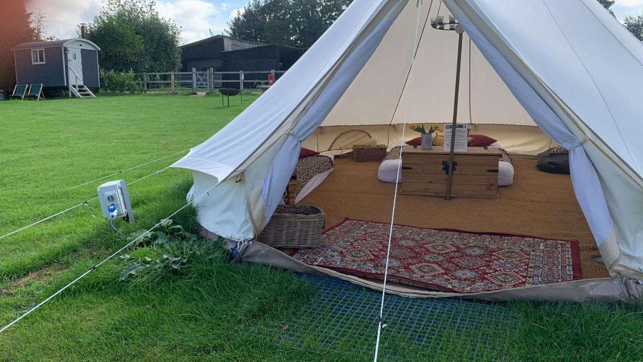 Home Farm Radnage Glamping Bell Tent 2, With Log Burner And Fire Pit Exterior foto